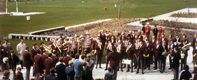 1970 Maifeier in Baunatal, zur Einweihung des Schwimmbads