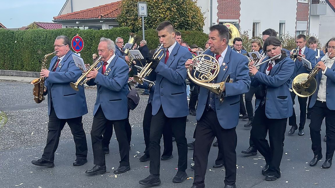 20251009_Kirmes_Fuerstenwald_Festzug